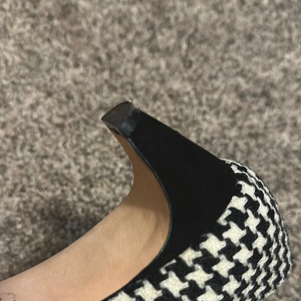 Johnston & Murphy houndstooth black
